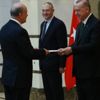 Arnavutluk Büyükelçisi Ribo, Başkan Erdoğan'a güven mektubu sundu Arnavutluk Büyükelçisi Ribo, Başkan Erdoğan'a güven mektubu sundu