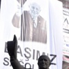 Demirel doğduğu topraklarda güllerle karşılandı