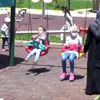14 yaş altı çocuklar uzun bir aradan sonra sokağa ...