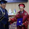 Nobel ödüllü bilim insanı Aziz Sancar'a Özbekistan'da fahri doktora unvanı verildi Nobel ödüllü bilim insanı Aziz Sancar'a Özbekistan'da fahri doktora unvanı verildi