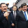 Başbakan Davutoğlu Melih Gökçek ile görüştü Başbakan Davutoğlu Melih Gökçek ile görüştü