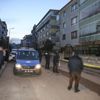 Ankara'daki bina çökme tehlikesiyle boşaltıldı Ankara'daki bina çökme tehlikesiyle boşaltıldı