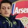 Fenerbahçe Mesut Özil'i bekliyor