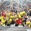 Fenerbahçe kafilesi yolda kaldı Fenerbahçe kafilesi yolda kaldı