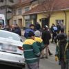 Kamyonet, yayaya yol vermek için duran otomobile çarptı: 1 yaralı Kamyonet, yayaya yol vermek için duran otomobile çarptı: 1 yaralı