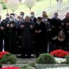 ﻿Cumhurbaşkanı Erdoğan Turgut Özal'ın kabri başında Kur'an okudu