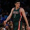 Ersan İlyasova Bucks'a döndü Ersan İlyasova Bucks'a döndü