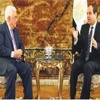 Mursi’ye sövdü Sisi’yi övdü