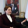 Meral Akşener'den Zeki Müren mesajı Meral Akşener'den Zeki Müren mesajı