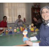Çakıl Taşları Zihinsel Engelli Çocukların Elinde Adeta Birer Sanat Eserine Dönüştürüyor Çakıl Taşları Zihinsel Engelli Çocukların Elinde Adeta Birer Sanat Eserine Dönüştürüyor
