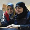 Suriyeli anne yaşama tutundu Suriyeli anne yaşama tutundu