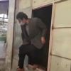 Metruk binada kumar oynarken yakalandılar Metruk binada kumar oynarken yakalandılar