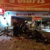 Kaldırıma çarpan otomobil, ayakkabı mağazasına uçtu: ...
