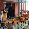 Okul kapısında otomobil çarptı Okul kapısında otomobil çarptı