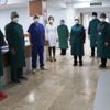 Sağlıkçılar yorgun, vatandaş umursamaz Sağlıkçılar yorgun, vatandaş umursamaz