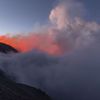 Etna Yanardağı yeniden harekete geçti!