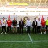 Yeni Malatyaspor, transfer sezonunda 17 ismi kadrosuna ... Yeni Malatyaspor, transfer sezonunda 17 ismi kadrosuna ...