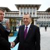 Bütçeden bol keseden harcama yapan hükümet, ekonomik krizin yükünü yurttaşa yıkıyor Bütçeden bol keseden harcama yapan hükümet, ekonomik krizin yükünü yurttaşa yıkıyor