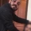 SON DAKİKA: Eski sevgili dehşet saçtı! Boğazına bıçak dayayıp arkadaşını rehin aldı: Sana ne zarar verdim SON DAKİKA: Eski sevgili dehşet saçtı! Boğazına bıçak dayayıp arkadaşını rehin aldı: Sana ne zarar verdim