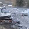 Freni boşalan kamyon ortalığı savaş alanına çevirdi Freni boşalan kamyon ortalığı savaş alanına çevirdi
