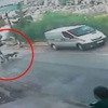 Minik Ali'yi uçuruma 10 metre kala kurtardı Minik Ali'yi uçuruma 10 metre kala kurtardı