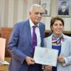 Mardin Büyükşehir Belediye Başkanı Ahmet Türk mazbatasını aldı