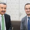 Kapısı hiç kapanmayan bürokrat! Kapısı hiç kapanmayan bürokrat!
