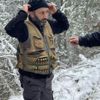 Hamile karacanın derisini yüzerken yakalandılar Hamile karacanın derisini yüzerken yakalandılar