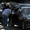 Cumhurbaşkanı Erdoğan, Tarabya'daki minibüsçülerle sohbet etti Cumhurbaşkanı Erdoğan, Tarabya'daki minibüsçülerle sohbet etti