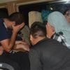 Terk edilen minibüsten 25 kaçak çıktı Terk edilen minibüsten 25 kaçak çıktı