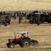 Türkiye Sınırında Bekleyiş Sürüyor Türkiye Sınırında Bekleyiş Sürüyor