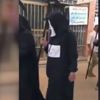 Belediye çalışanları sözde 'temsili Azrail kostümü' giyip insanları uyardı