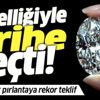 O özelliğiyle tarihe geçti! 102 karatlık pırlantaya dudak uçuklatan teklif O özelliğiyle tarihe geçti! 102 karatlık pırlantaya dudak uçuklatan teklif