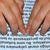 Görme engelli öğrencilere kitap okuma cihazı