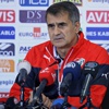 Şenol Güneş: Futbolcular haddini bilecek