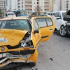 Futbolcu Servet Çetin, trafik kazası geçirdi Futbolcu Servet Çetin, trafik kazası geçirdi