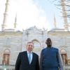Üniversitesinden tam destek: Edirne mezunu cumhurbaşkanı adayı Üniversitesinden tam destek: Edirne mezunu cumhurbaşkanı adayı