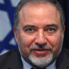 Liberman'dan barış konferansına tepki