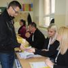 Kosova'da halk sandık başında