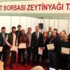 Zeytinyağı kalite yarışması kazananları madalyalarını ... Zeytinyağı kalite yarışması kazananları madalyalarını ...