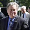 Trump, baş stratejist Stephen Bannon'ı kovdu
