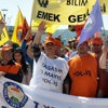 Karayolları işçilerine çifte bayram Karayolları işçilerine çifte bayram