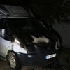 Abisine kızdı, kamyonetini kundakladı