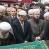 Davutoğlu Mahmut Efendi'nin kardeşinin cenazesinde Davutoğlu Mahmut Efendi'nin kardeşinin cenazesinde