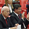 Deniz Baykal reddetti Davutoğlu alkışladı! Deniz Baykal reddetti Davutoğlu alkışladı!