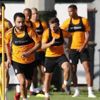Galatasaray'dan Kasımpaşa maçına neşeli hazırlık Galatasaray'dan Kasımpaşa maçına neşeli hazırlık