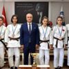 Başkan Kayda, başarılı judocuları ağırladı