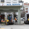 Devrilen otomobil yürüyüş yapan çifte çarptı: 7 yaralı