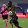 Demba Ba'dan maçın hakemine tepki: Maça etki etmesi şevkimizi kırıyor Demba Ba'dan maçın hakemine tepki: Maça etki etmesi şevkimizi kırıyor