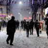 Giresun merkeze 4 yıl sonra kar yağdı Giresun merkeze 4 yıl sonra kar yağdı